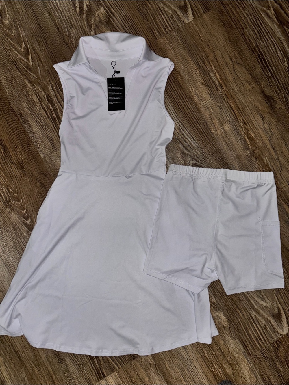 GGOV White collared Sleeveless athletic  Dress with Matching Shorts💙 NWT size XS